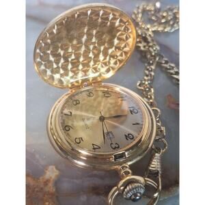 Grandpa Quartz Pocket Watch Gold Tone w Chain Date Display Advance NWOB